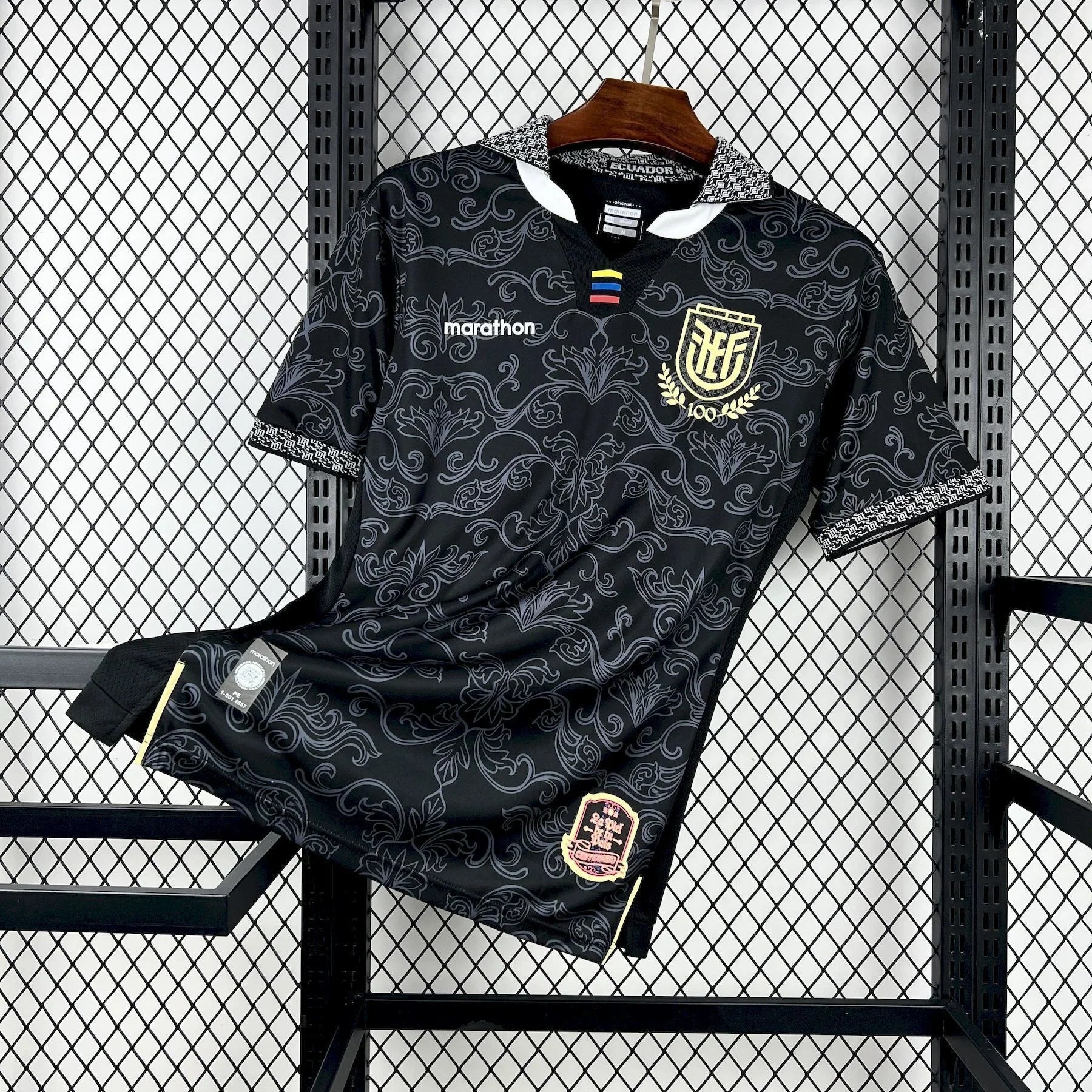 Maillot de gardien Équateur Coupe du Monde 2026, marque Le 12 -ème, en tissu technique avec logo et détails sportifs.