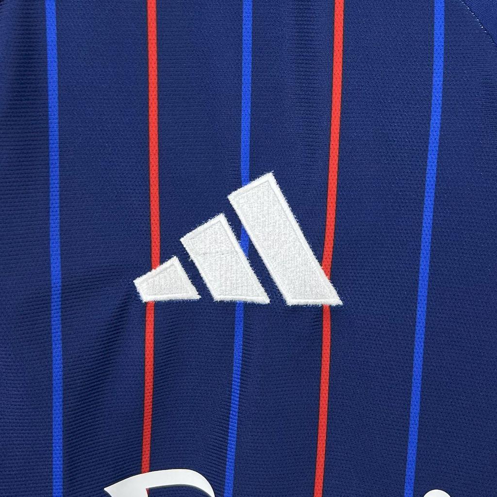 Maillot extérieur Lyon 2025-26 Le 12 -ème Maillot, maillot de football avec logo et design officiel, vue de face.