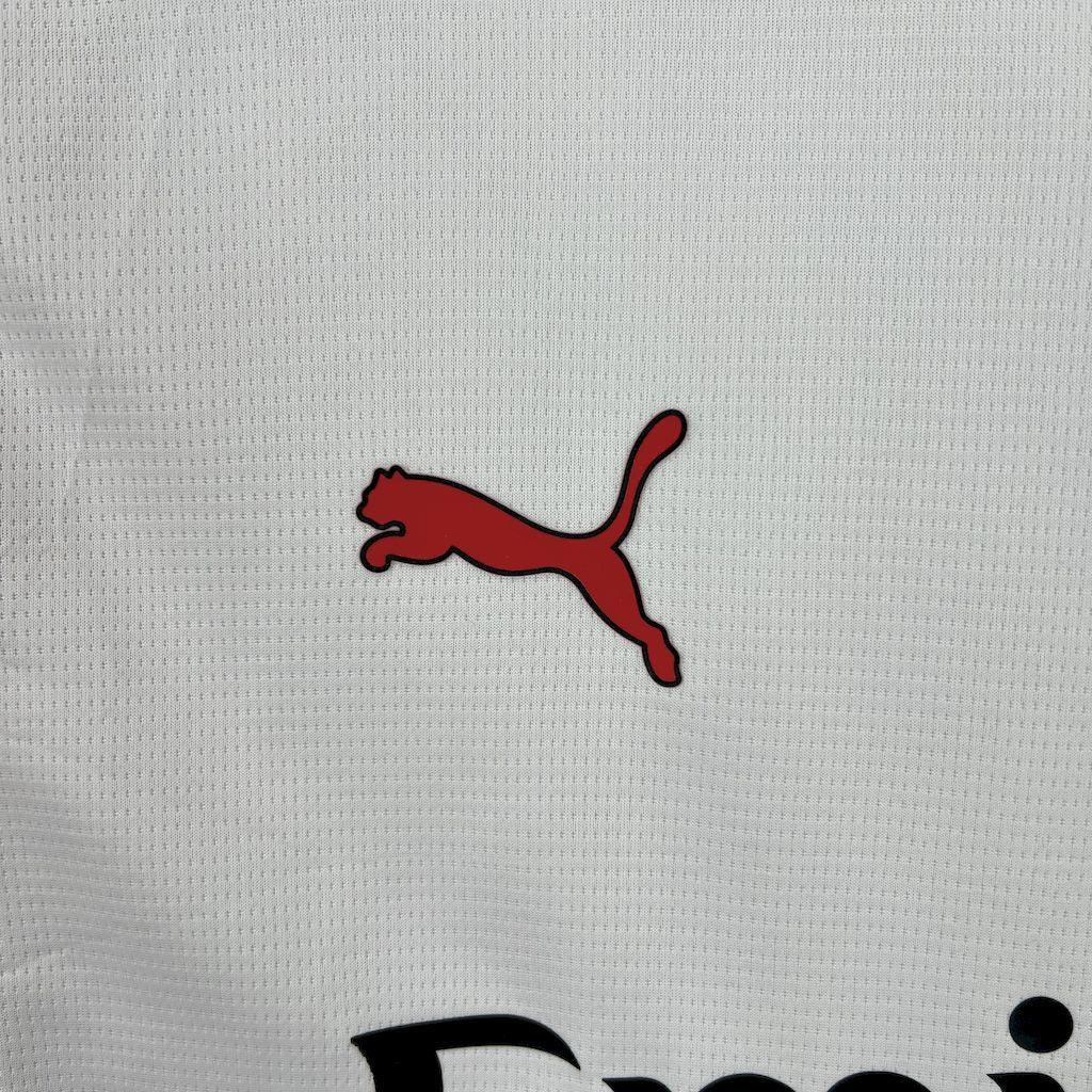 Maillot extérieur AC Milan 2025-26 Le 12 -ème Maillot, maillot de football avec logo AC Milan et design moderne, vue de face
