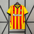 Maillot de football Lens 2024-25, maillot officiel de l'équipe Le 12 -ème Maillot, avec logos et design moderne visible.