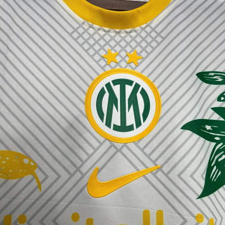 Maillot concept Inter Milan 2024-25 de Le 12 -ème Maillot, maillot de football avec logo et design innovant.