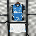Kit enfant Napoli concept 2024-25 de Le 12 -ème Maillot, maillot et short bleu avec détails graphiques.
