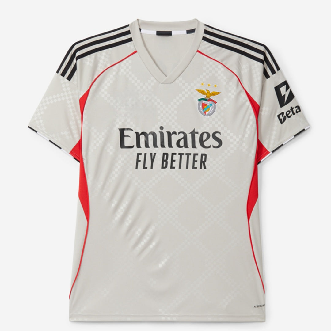 Maillot extérieur Benfica 25/26, modèle Le 12, avec logo et détails du maillot de football.