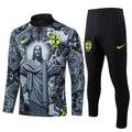 Ensemble de football Brésil 25/26, marque Le 12 -ème Maillot, maillot vert et jaune avec logos officiels.