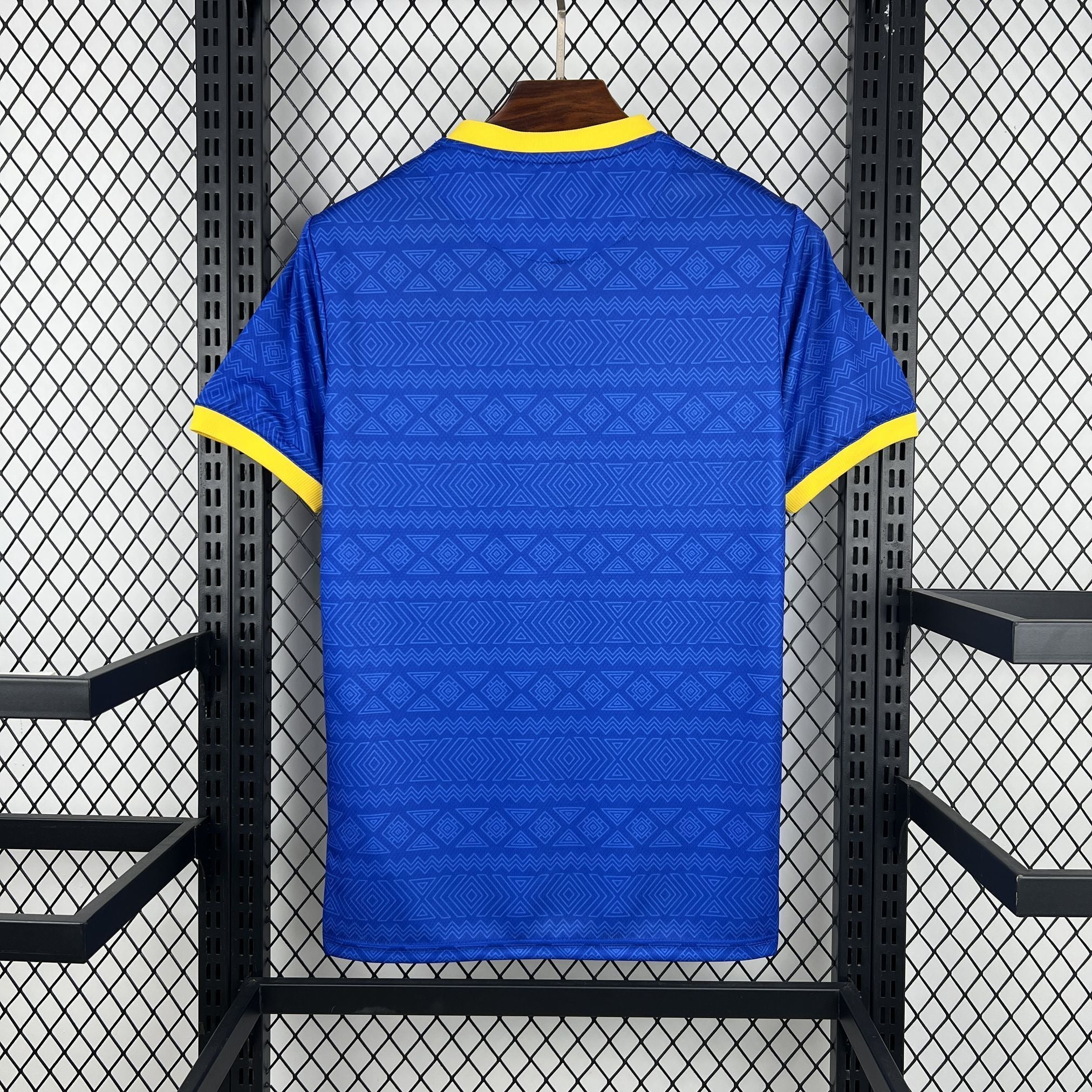 Maillot de football Brésil Concept 2026 de Le 12 -ème Maillot, vue de face avec logo et détails du design bleu vert blanc