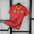 Maillot de football extérieur du Cameroun pour la CAN 2025-26, fabriqué par Le 12 -ème Maillot, vue frontale.