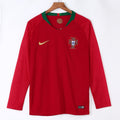 Maillot domicile rétro du Portugal 2018 à manches longues, marque Le 12 -ème Maillot, détails du design et logo national.