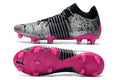 Crampons Future Z 1.1FG de Le 12 -ème Maillot, conçus pour l'alpinisme, avec pointes métalliques et fixation robuste.