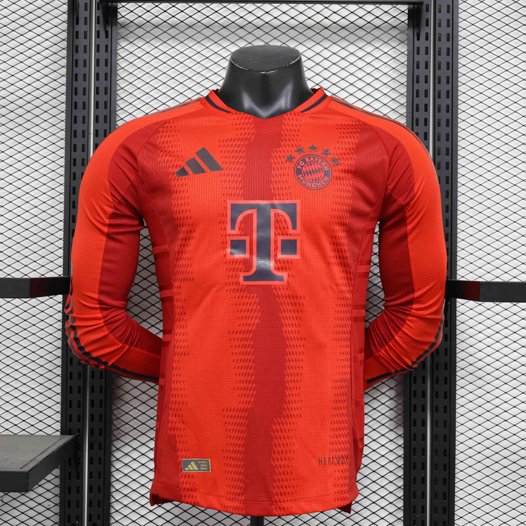 Maillot manches longues Bayern Munich 2024-25 Le 12 -ème Maillot, maillot de football avec logo et design officiel.