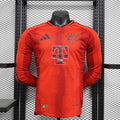 Maillot manches longues Bayern Munich 2024-25 Le 12 -ème Maillot, maillot de football avec logo et design officiel.