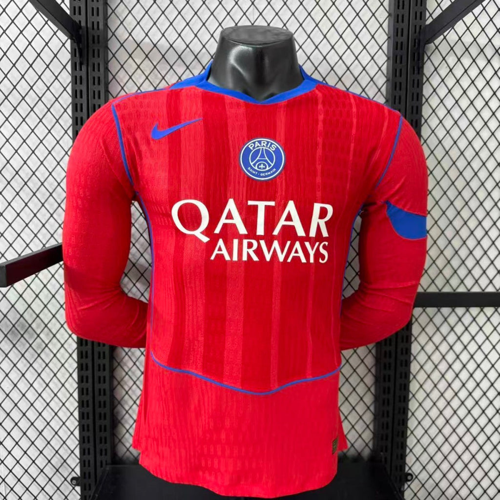 Maillot PSG third manches longues Le 12-ème Maillot pour enfant taille 25/26, maillot de football à motifs bleu et rouge.