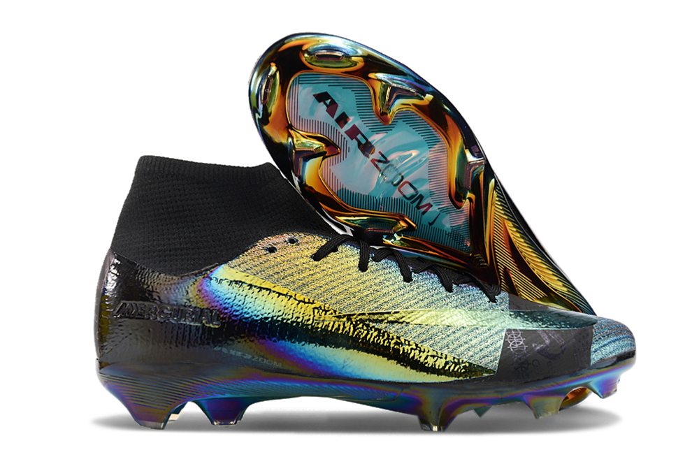 Crampons Nike Mercurial Superfly IIX Elite pour football, semelles à crampons métalliques, conçus pour performances sur terrain.