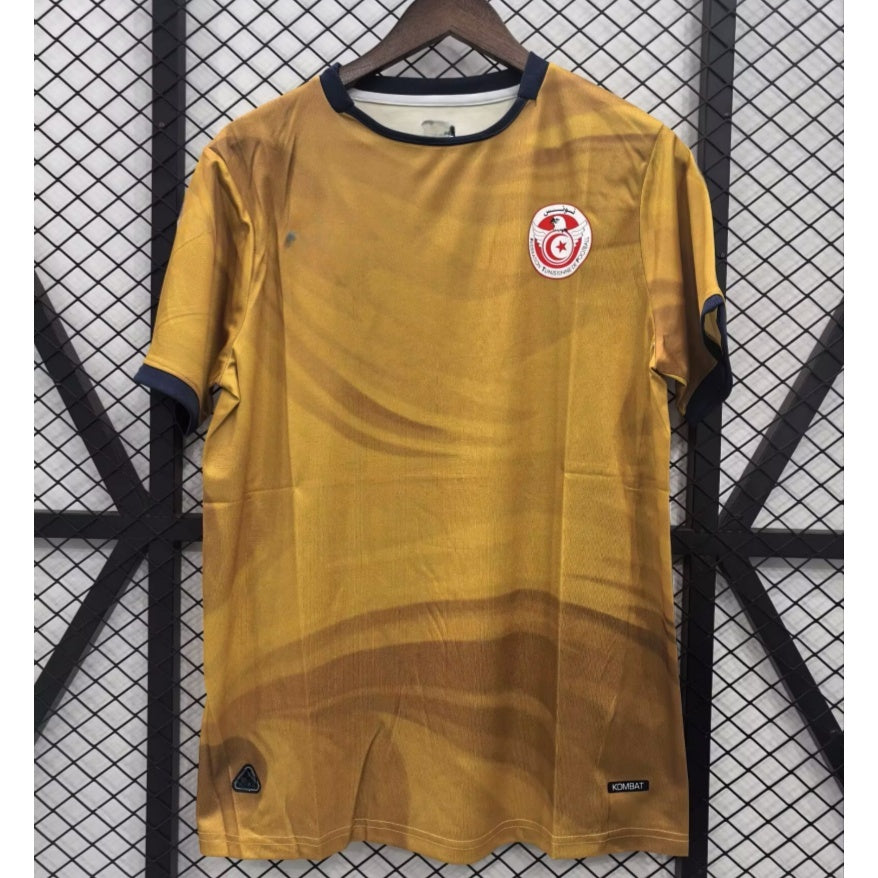 Maillot de football Tunisiar Third 25/26, marque Le 12 -ème Maillot, avec logo et motifs verts et rouges sur fond blanc.