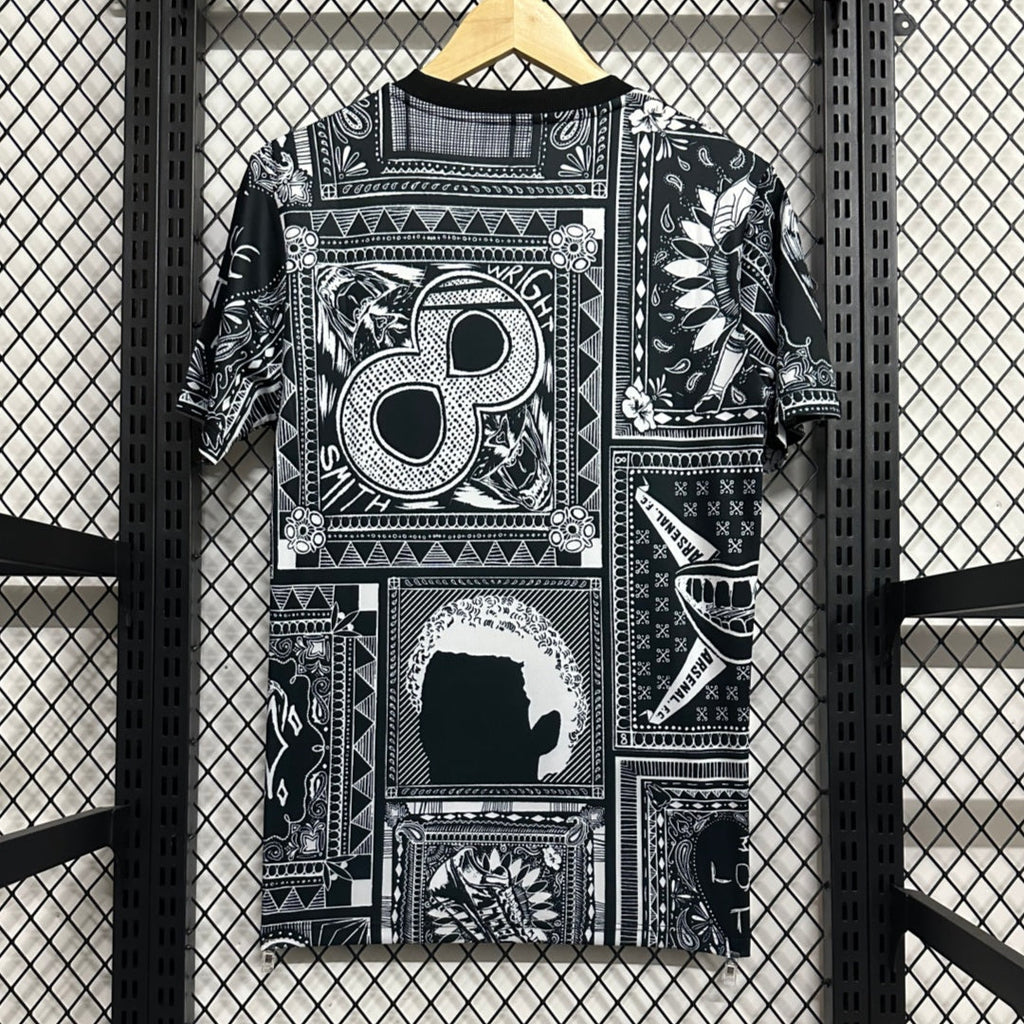 Maillot de football Arsenal 2024/2025 noir, modèle spécial Le 12 -ème Maillot, vue de face avec logo et détails du design