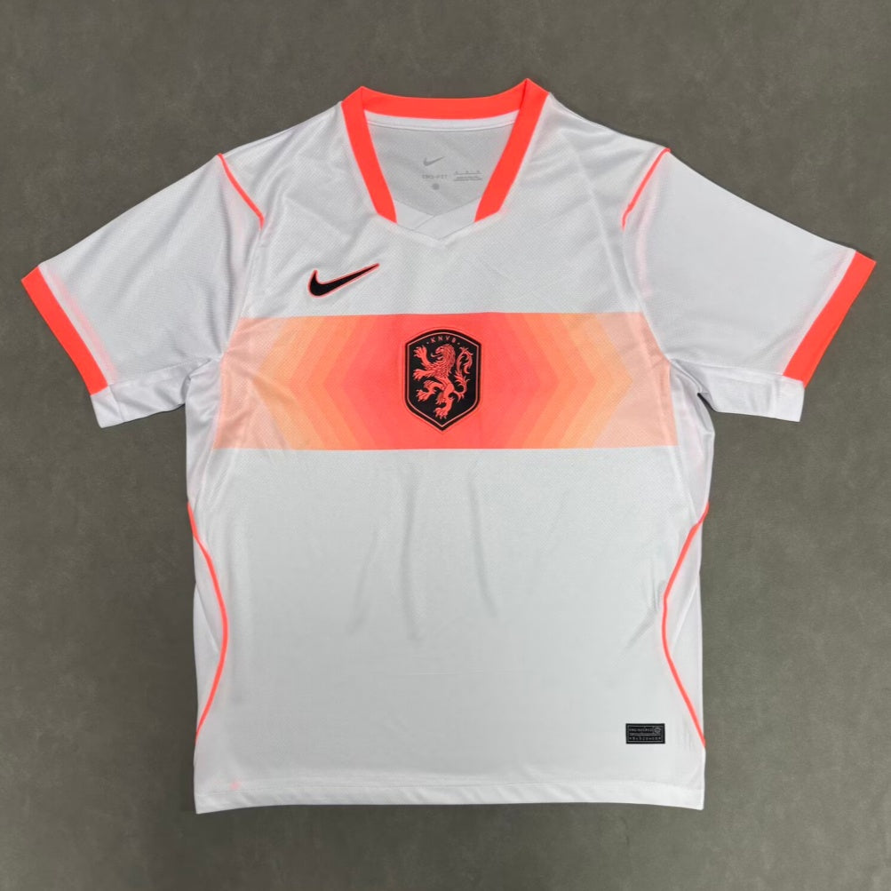 Maillot extérieur pour enfants 25/26 ans de l'équipe nationale des Pays-Bas, marque Le 12 -ème Maillot, vue de face.