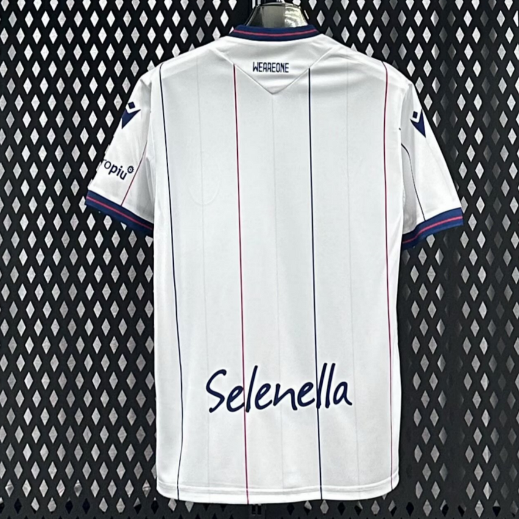 Maillot extérieur Bologna 25/26 de la marque Le 12 -ème Maillot, vue de face avec logo et couleurs officielles.
