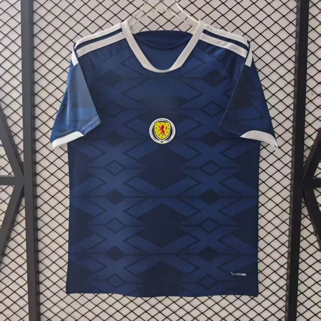 Maillot domicile Écosse 25/26 Le 12 -ème Maillot, maillot de football avec logo et design traditionnel écossais.
