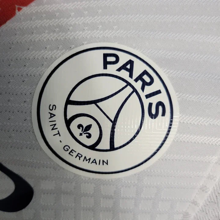 Maillot de football Le 12 -ème Maillot Paris 2023-2024 Concept, design moderne avec logo et motifs colorés.