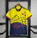 Maillot de football Colombie saison 2023-2024, édition spéciale, par Le 12 -ème Maillot, vue de face avec détails du design.