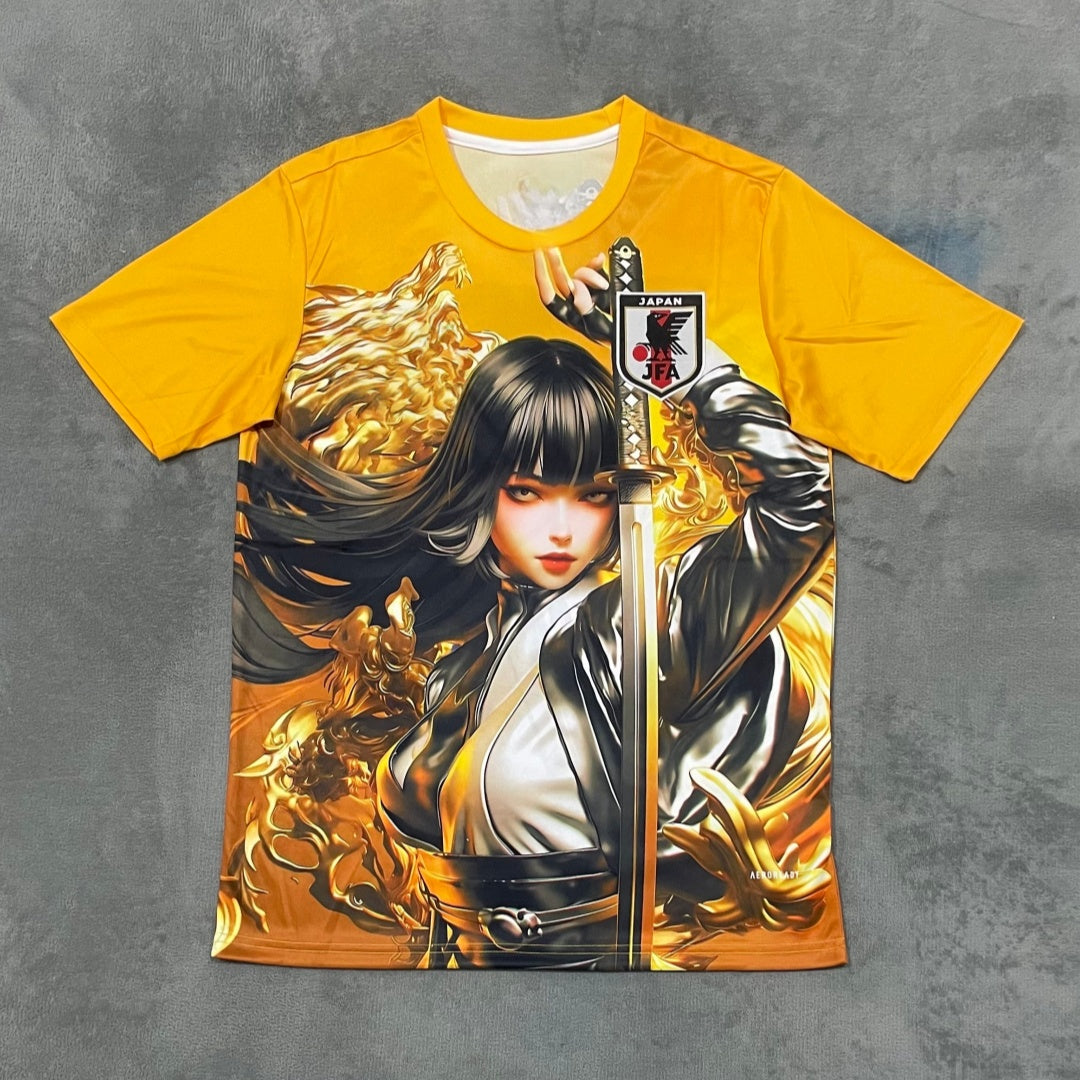 Maillot japonais 25/26 ans anime spécial jaune de la marque Le 12 -ème Maillot, vue de face avec détails colorés.