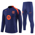 Ensemble Barcelone 25/26 de Le 12 -ème Maillot, maillot et short colorés avec logo et détails sportifs.