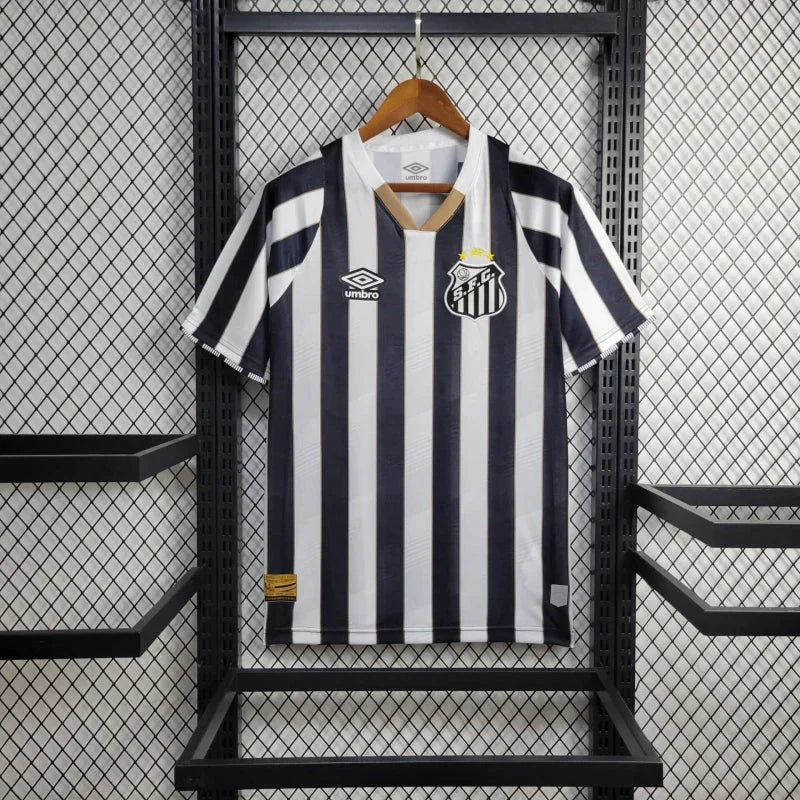 Maillot extérieur Santos 2024/2025 Le 12 -ème Maillot, maillot de football avec logo de l'équipe et design sportif.