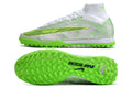 Crampons Mercurial Superfly IX Elite pour football, chaussures de sport avec semelles à crampons noires.