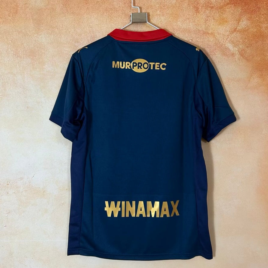 Maillot de football RC Lens 25/26, maillot officiel de l'équipe Le 12-ème Maillot, vue en gros plan avec logo et détails.