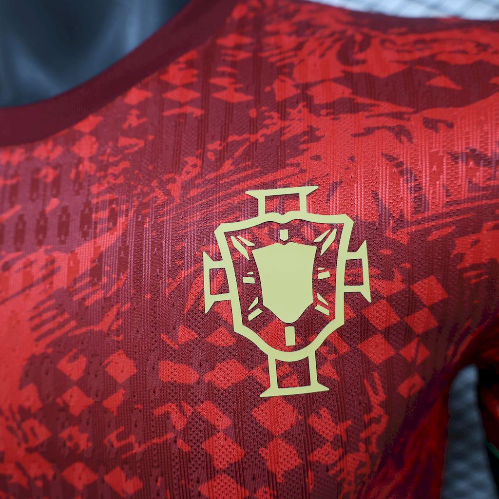 Maillot Portugal 2025-26 de Le 12 -ème Maillot, maillot de football avec logo Portugal, conçu pour la saison 2025-26