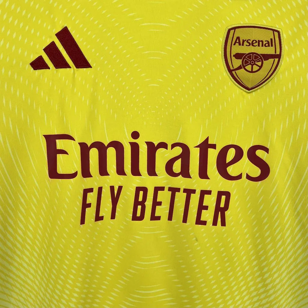 Maillot de gardien Arsenal 2025-26, marque Le 12 -ème, vue de face avec logo et design distinctif.