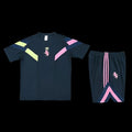 Ensemble de football Juventus Le 12 -ème Maillot avec logo et détails du maillot, vue frontale.