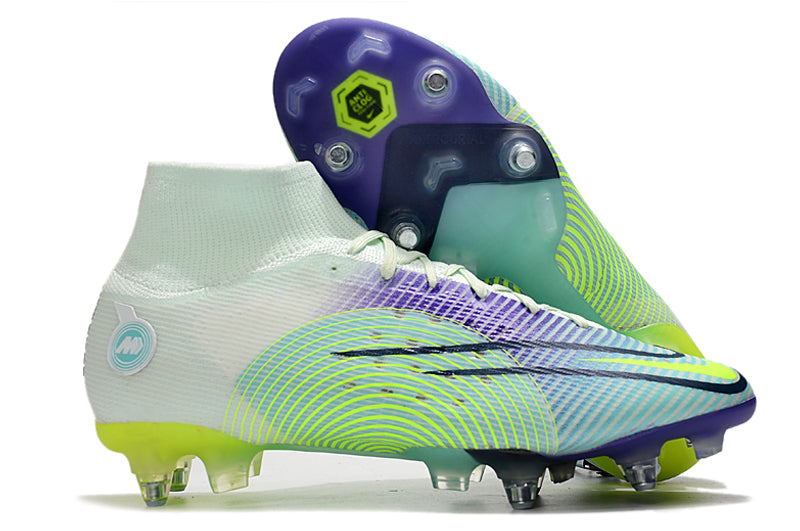 Crampons Mercurial Superfly 8 Elite pour football, fixation robuste et design léger, adaptés pour terrain synthétique.
