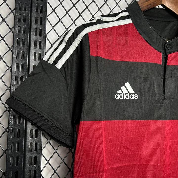 Maillot rétro de l'équipe Allemagne 2014, par Le 12 -ème Maillot, avec design vintage blanc et noir.