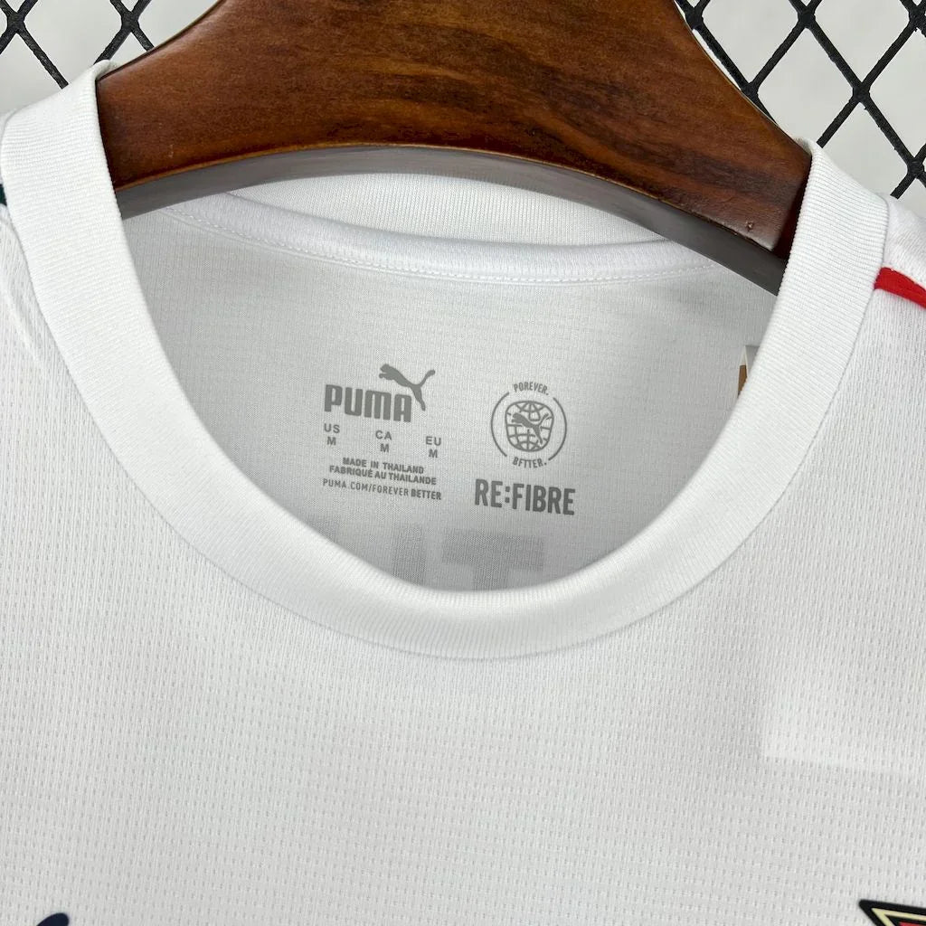 Maillot Portugal concept 2025 de Le 12 -ème Maillot, maillot de football avec design moderne et couleurs Portugal.