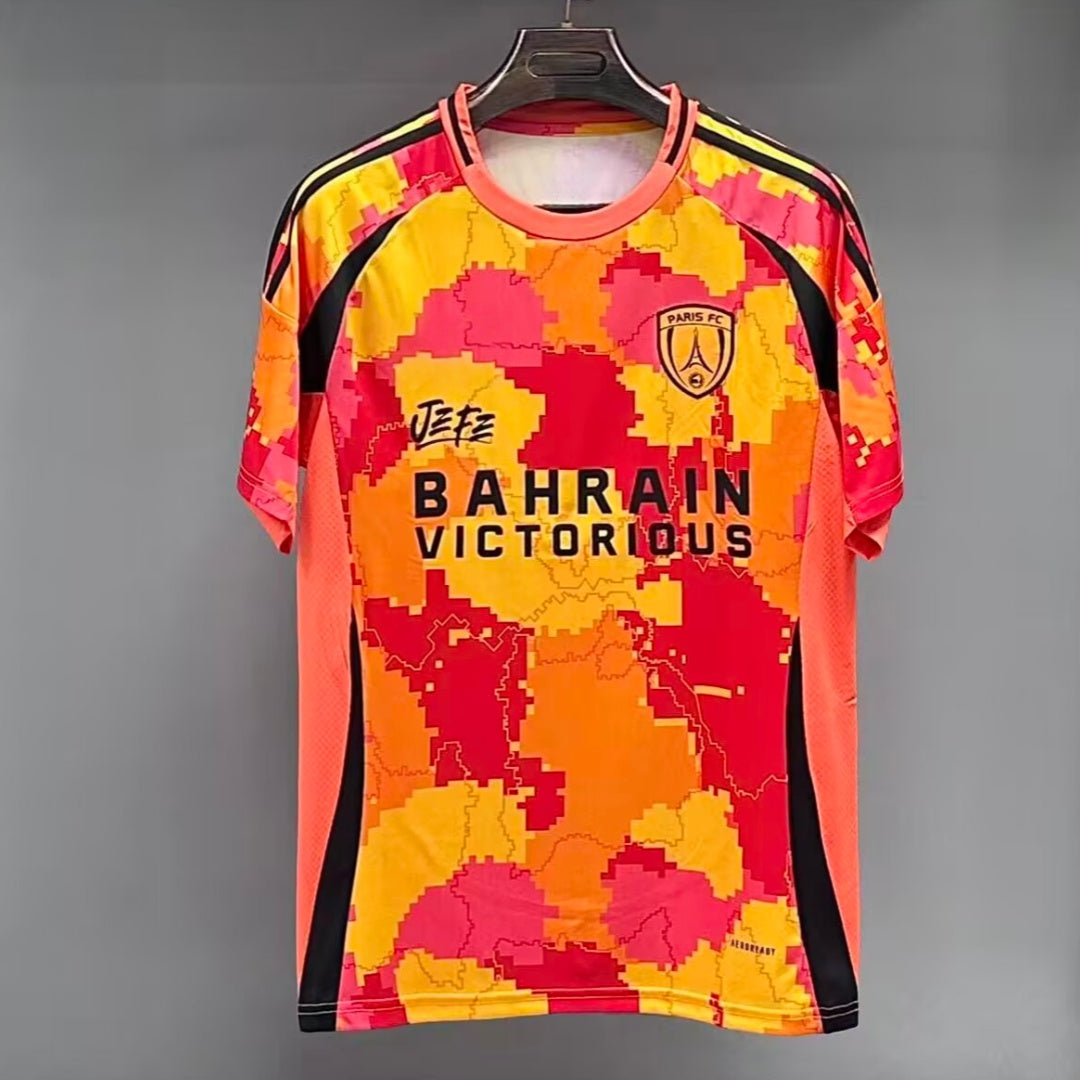 Maillot third Paris FC 25/26 Le 12-ème Maillot, maillot de football avec logo et design du troisième maillot en détail.