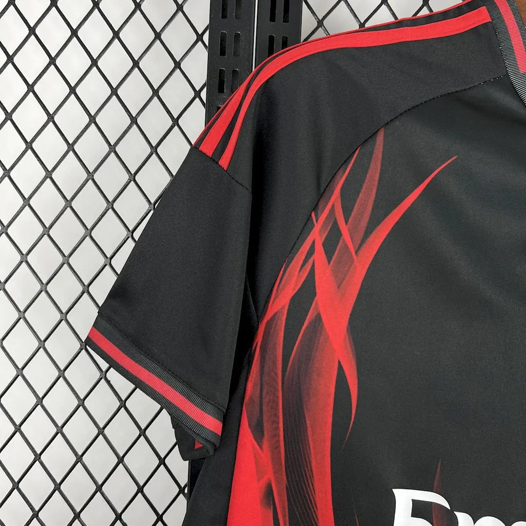 Maillot Benfica concept 2025-26 de Le 12 -ème Maillot, maillot de football avec logo et design moderne, vue de face.