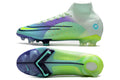 Crampons Mercurial Superfly IX Elite pour football, semelles avec pointes en métal pour traction et performance.