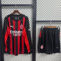 Ensemble domicile AC Milan 25/26, maillot à manches longues pour homme, marque Le 12 -ème Maillot, logo AC Milan visible.