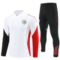 Ensemble Ajax blanc pour enfants, maillot et short de la marque Le 12 -ème Maillot, look sportif et confortable.