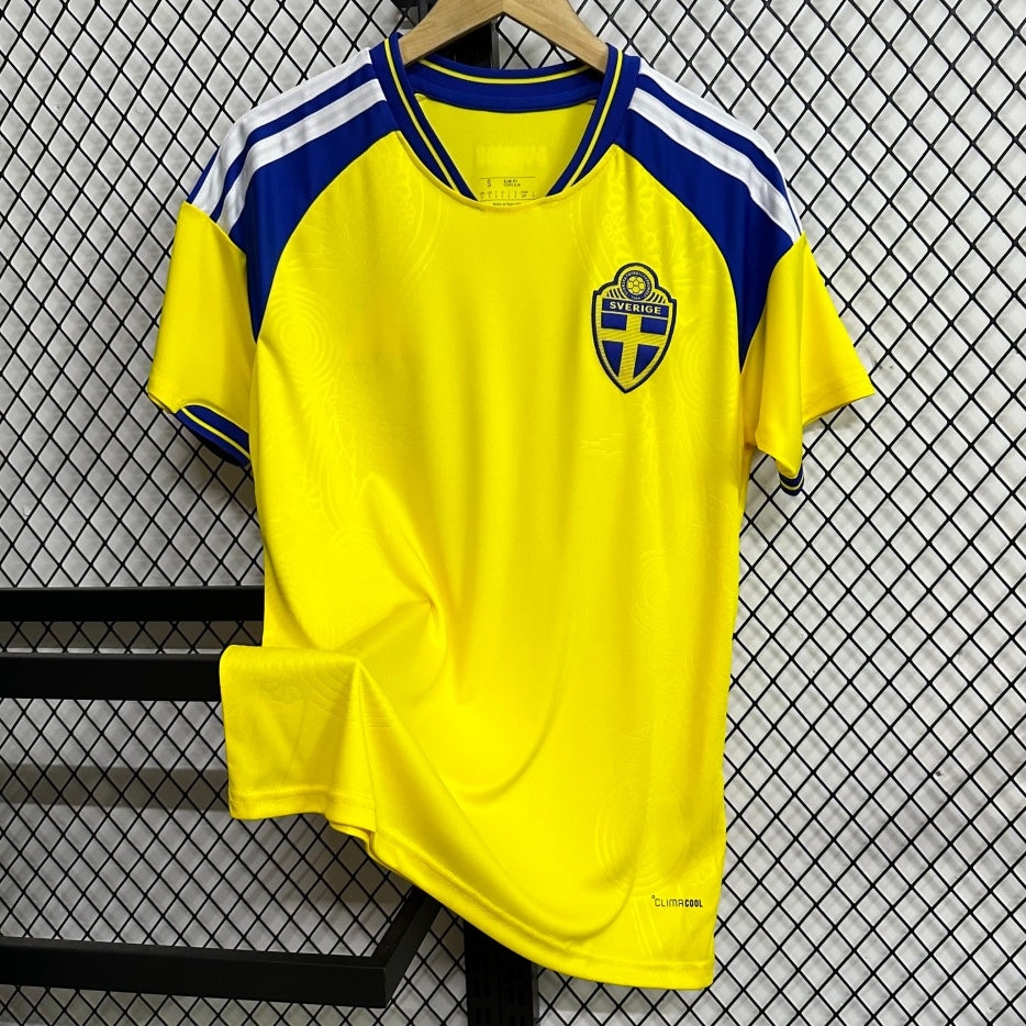 Maillot domicile 25/26 en suède Le 12 -ème Maillot, vue de face avec logo et détails du maillot de football.