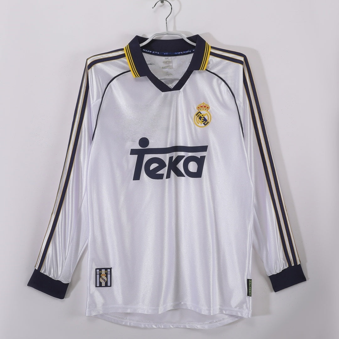 Maillot domicile rétro de 1998-2000 pour Real Madrid, manches longues, fabriqué par Le 12 -ème Maillot, en bleu et blanc.