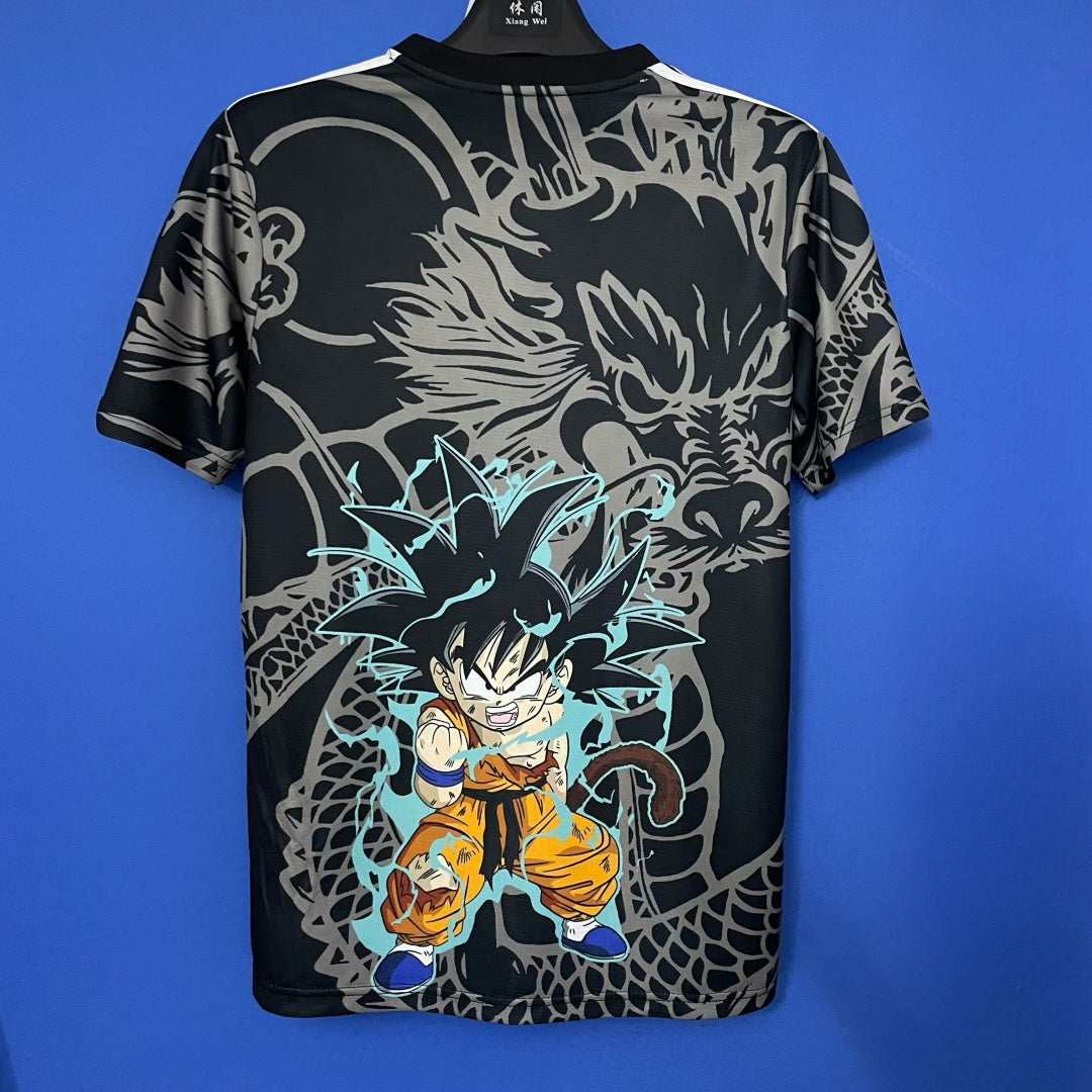 Maillot 25/26 Japon anime noir de la marque Le 12 -ème Maillot, design spécial pour fans de l'animation japonaise.