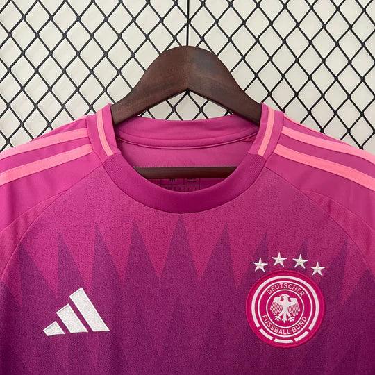 Maillot extérieur de l'Allemagne 2024-2025 Le 12 -ème Maillot, maillot de football avec logo et design officiel.
