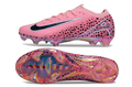 Crampons Mercurial Vapor XV Elite de Le 12 -ème Maillot, vue de face avec crampons en métal, chaussure de football professionnelle.