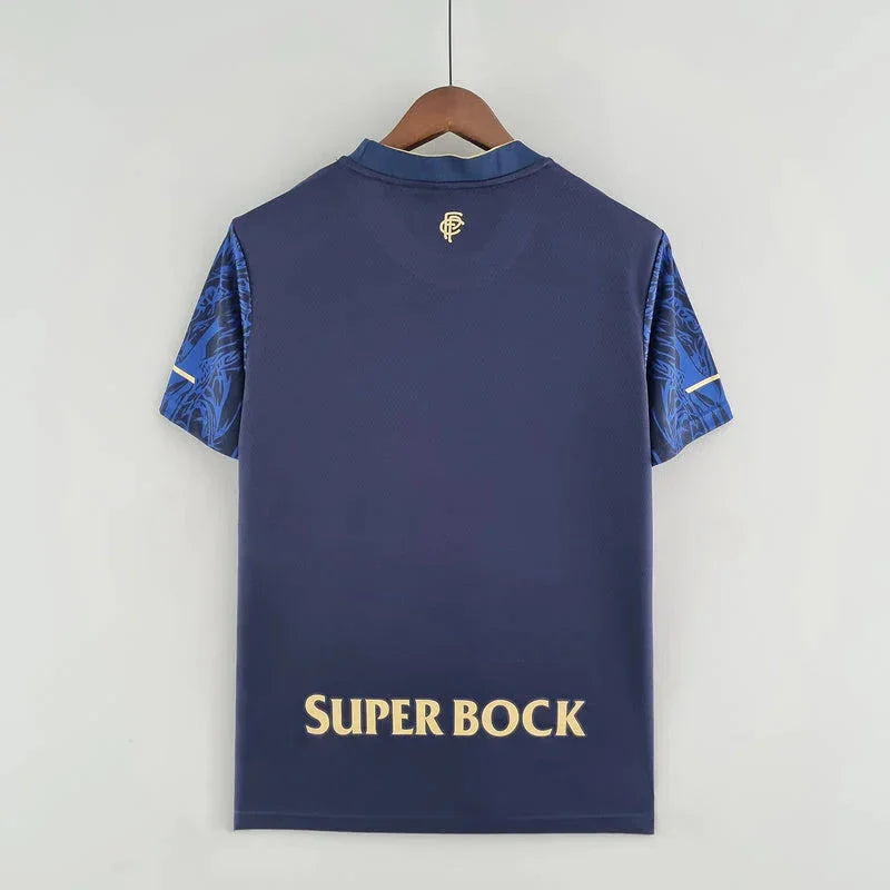 Maillot Porto saison 2022-2023 édition spéciale de Le 12, maillot de football avec logo et design distinctif.