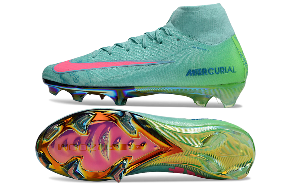 Crampons Mercurial Superfly IIX Elite pour football, en acier avec crampons métalliques, conçus pour la performance sur le terrain.