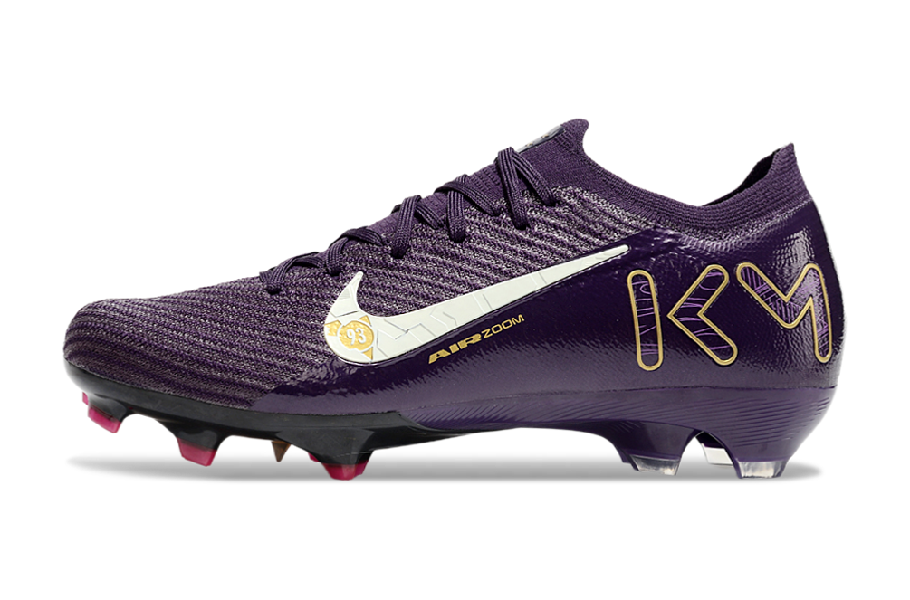 Crampons Mercurial Vapor 16 Elite XXV de Le 12 -ème Maillot, vue détaillée des crampons pour football.