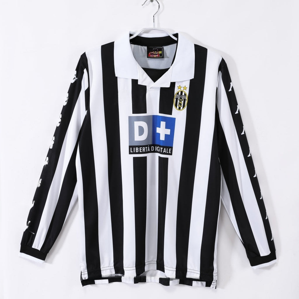 Maillot domicile rétro de football Juventus 1999-2000 à manches longues, marque Le 12 -ème Maillot, design classique.
