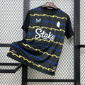 Maillot de football extérieur Everton 2025-26, marque Le 12 -ème Maillot, vue du maillot porté.