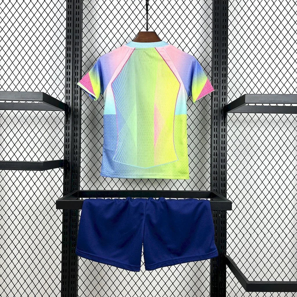 Maillot enfant FC Barcelone concept 2025-26 de Le 12 -ème Maillot, vue front avec logo et design moderne.